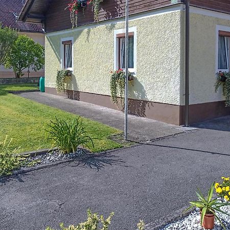 Ruhige Ferienwohnung Loich Esterno foto